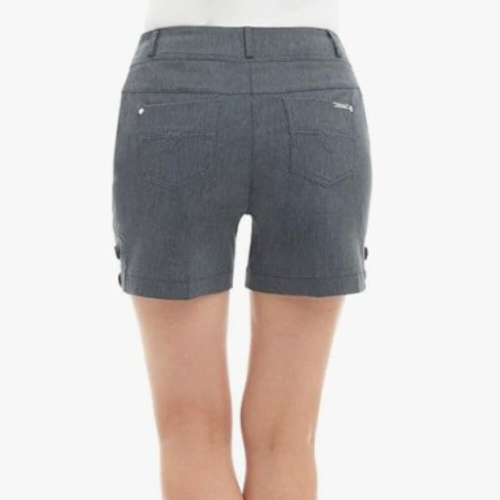 Women's Size 18 Charcoal Stretchable Pull-On 5" Inseam Slimming Short Like New - Picture 3 of 5
